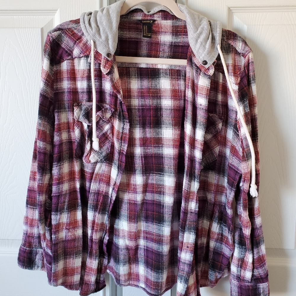 Hooded flannel size medium